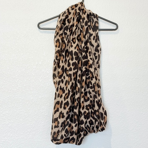 Leopard Infinity Scarf - Picture 1 of 1